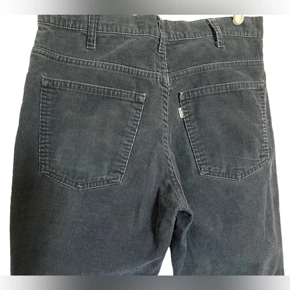 Vintage 70’s Levi’s 646 Navy Blue Corduroy Mid-Rise Semi Flare Jeans - Picture 3 of 10